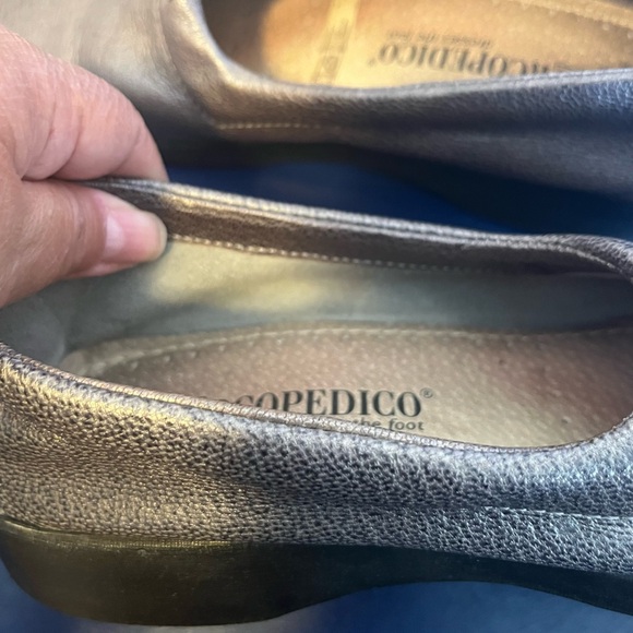 Arcopedico Pewter Slip On Loafers, size 6.5 - Picture 9 of 9